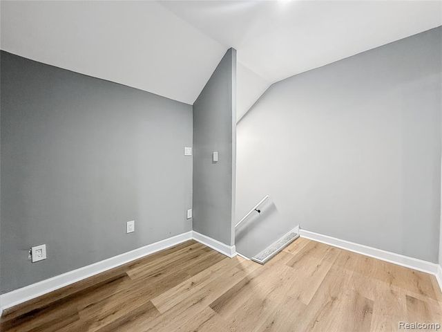 9920 Balfour Road, Detroit, MI 48224