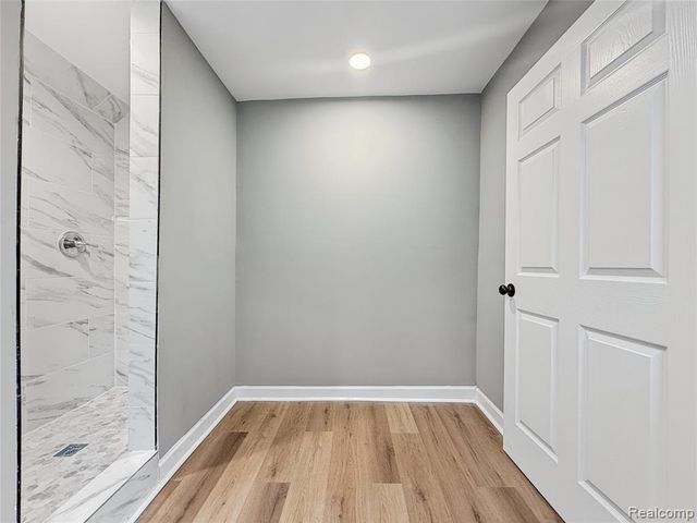 9920 Balfour Road, Detroit, MI 48224