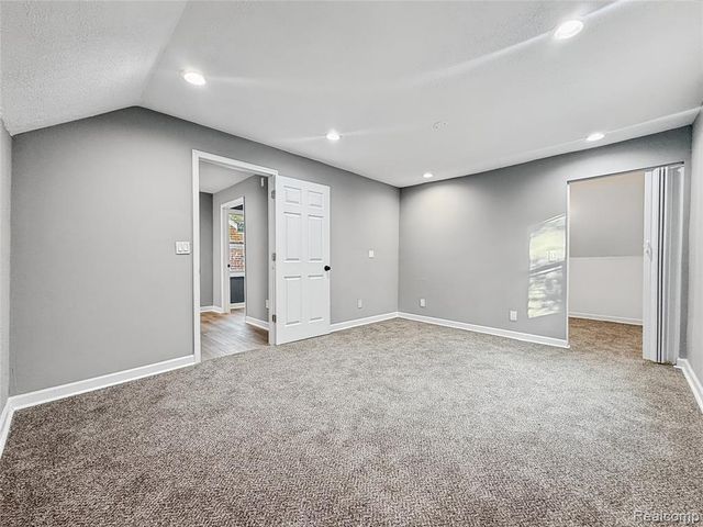 9920 Balfour Road, Detroit, MI 48224