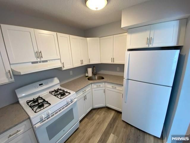1113 Sage Court, Mahwah, NJ 07430