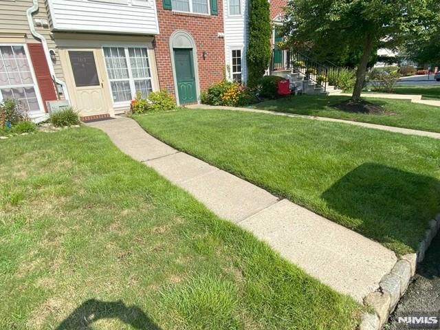 1113 Sage Court, Mahwah, NJ 07430