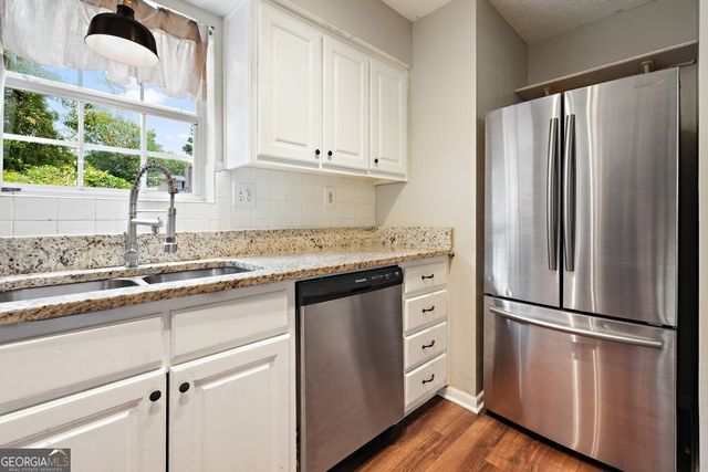 551 Summit Lane SW, Marietta, GA 30008