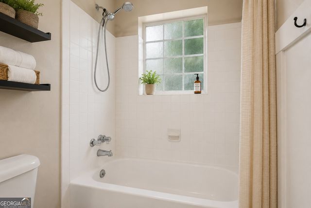 551 Summit Lane SW, Marietta, GA 30008