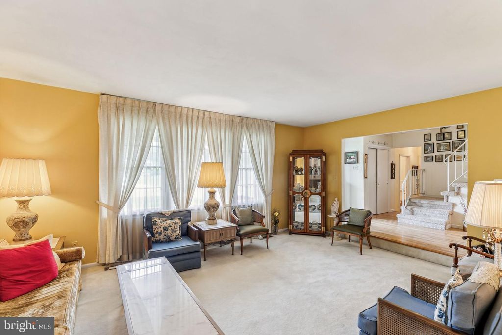 5 S SYRACUSE DRIVE, Cherry Hill, NJ 08034