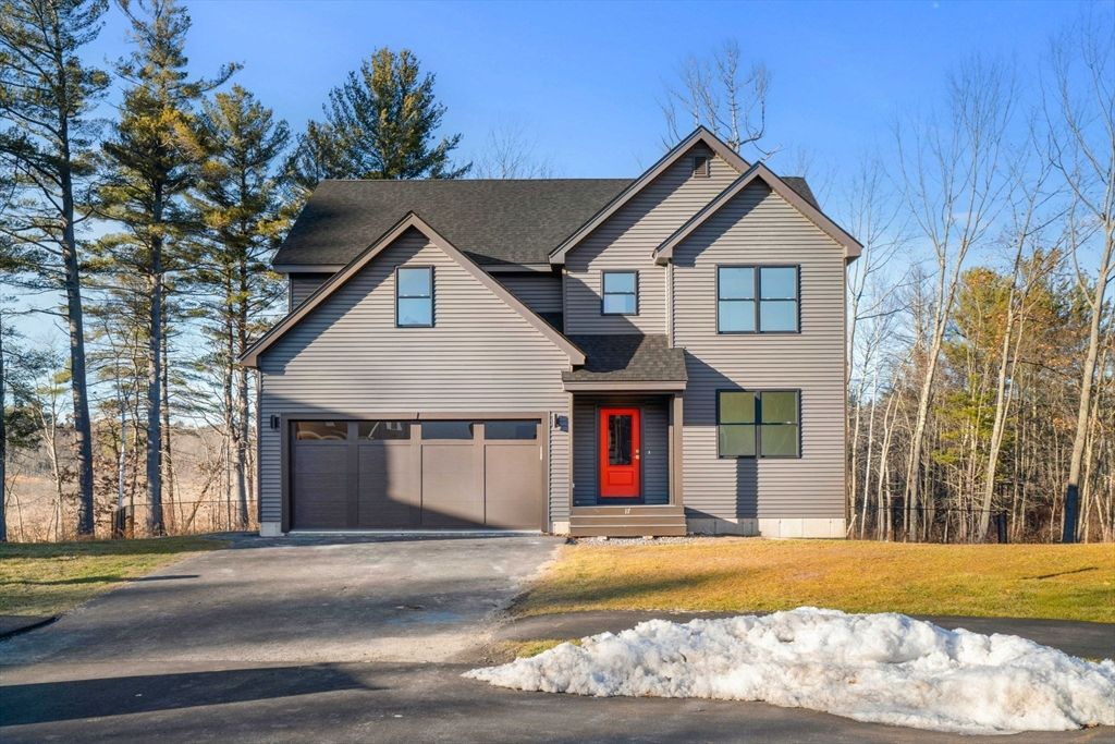 17 Lucy Way, Haverhill, MA 01832