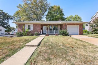 111 N 39th Street, Belleville, IL 62226