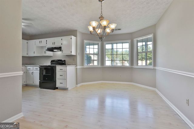 170 Landing Drive, Fayetteville, GA 30214