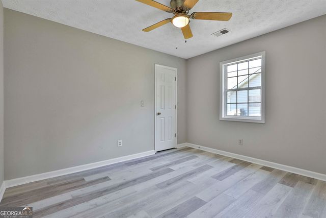 170 Landing Drive, Fayetteville, GA 30214