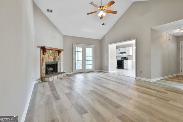 170 Landing Drive, Fayetteville, GA 30214