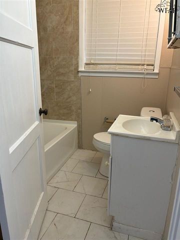 4009 BOREN AVENUE, Wichita Falls, TX 76308