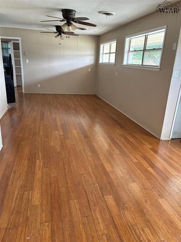 4009 BOREN AVENUE, Wichita Falls, TX 76308