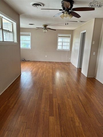 4009 BOREN AVENUE, Wichita Falls, TX 76308