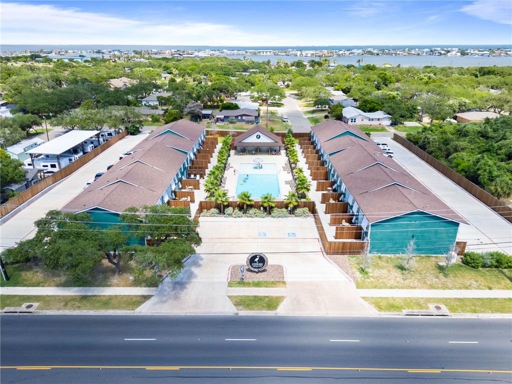 1806 Highway 35 N D-4, Rockport, TX 78382 — photo 3