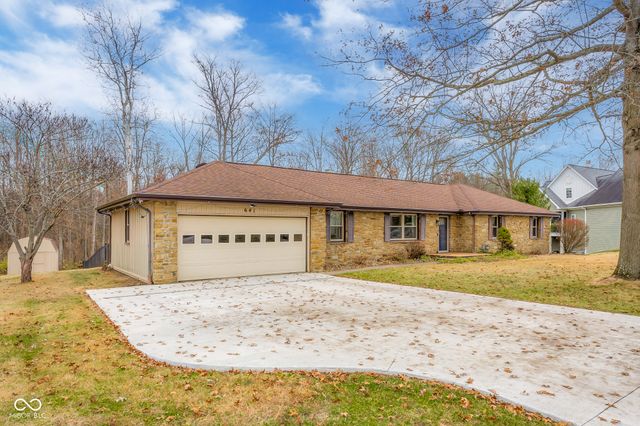 641 Terrace Lake Drive, Columbus, IN 47201