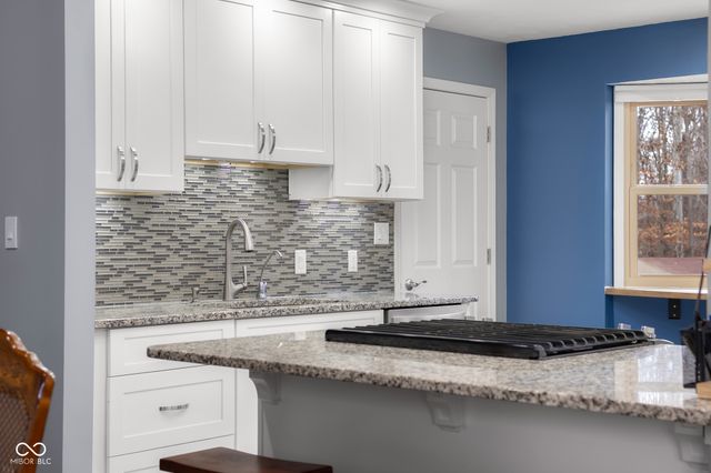 641 Terrace Lake Drive, Columbus, IN 47201