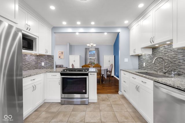 641 Terrace Lake Drive, Columbus, IN 47201