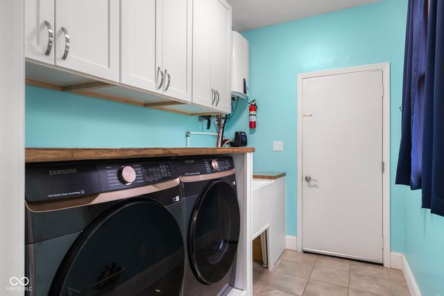 641 Terrace Lake Drive, Columbus, IN 47201