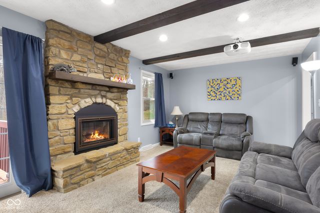 641 Terrace Lake Drive, Columbus, IN 47201