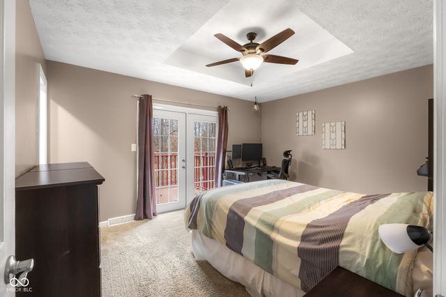 641 Terrace Lake Drive, Columbus, IN 47201