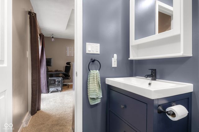 641 Terrace Lake Drive, Columbus, IN 47201