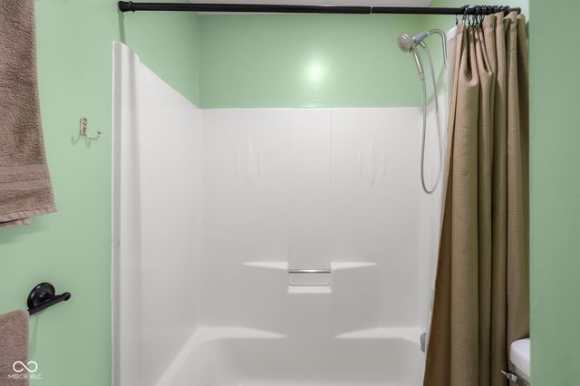 641 Terrace Lake Drive, Columbus, IN 47201