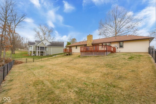 641 Terrace Lake Drive, Columbus, IN 47201