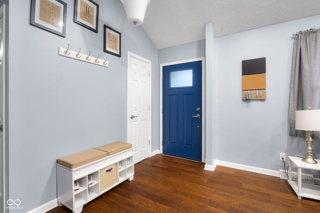 641 Terrace Lake Drive, Columbus, IN 47201