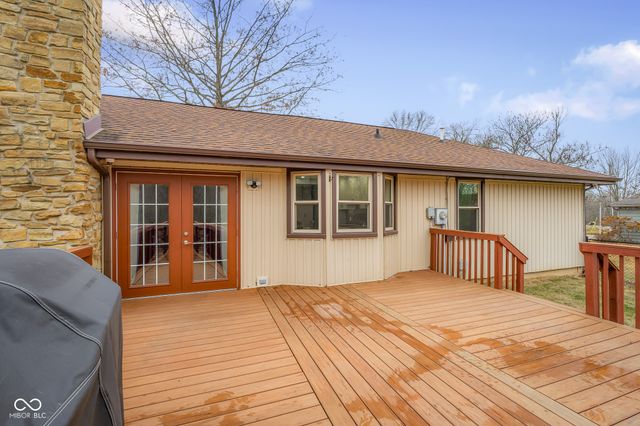 641 Terrace Lake Drive, Columbus, IN 47201