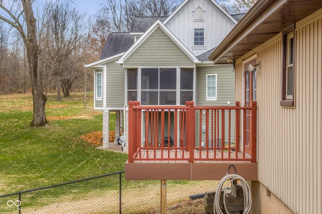 641 Terrace Lake Drive, Columbus, IN 47201