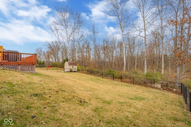 641 Terrace Lake Drive, Columbus, IN 47201