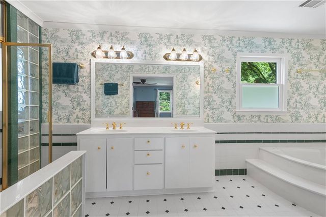 2303 Fenhurst Place, Atlanta, GA 30338