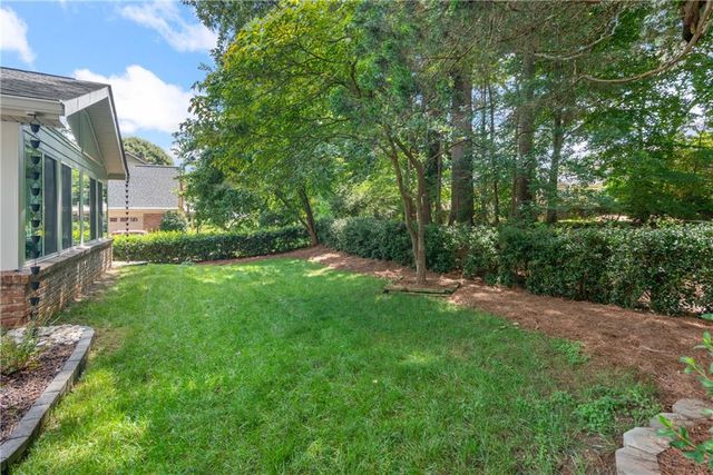 2303 Fenhurst Place, Atlanta, GA 30338