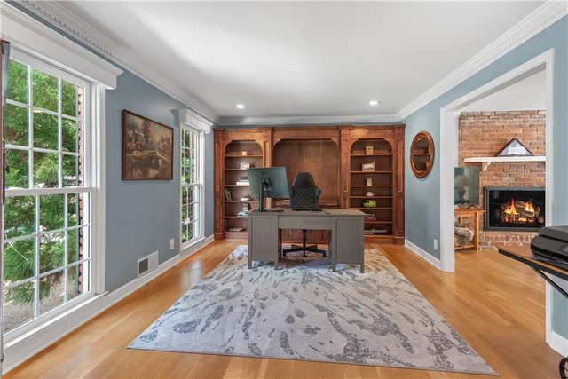 2303 Fenhurst Place, Atlanta, GA 30338