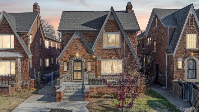 17560 Stoepel Street, Detroit, MI 48221