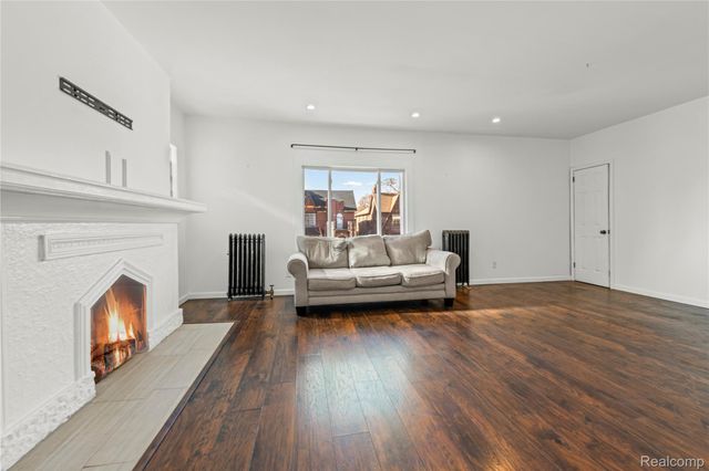 17560 Stoepel Street, Detroit, MI 48221