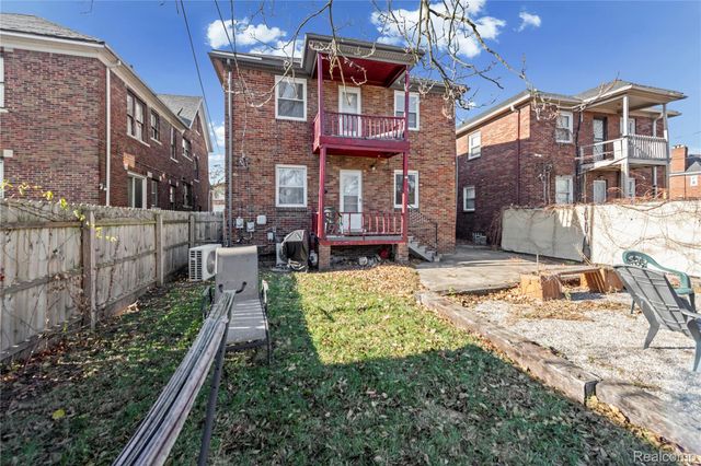 17560 Stoepel Street, Detroit, MI 48221