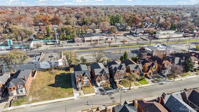 17560 Stoepel Street, Detroit, MI 48221