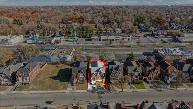 17560 Stoepel Street, Detroit, MI 48221