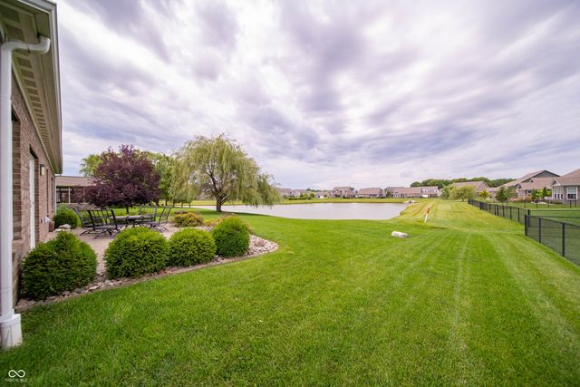 3190 S Courtney Drive, New Palestine, IN 46163
