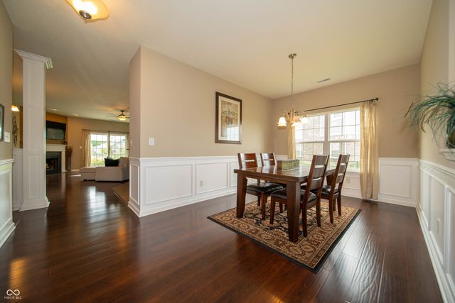 3190 S Courtney Drive, New Palestine, IN 46163