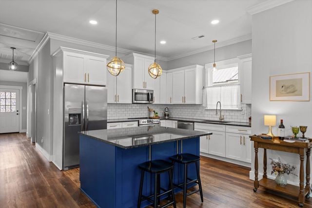 2011 E 12th Street, Chattanooga, TN 37404