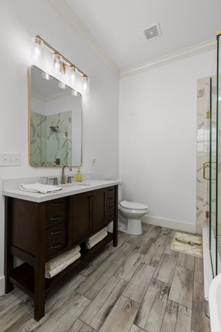 2011 E 12th Street, Chattanooga, TN 37404