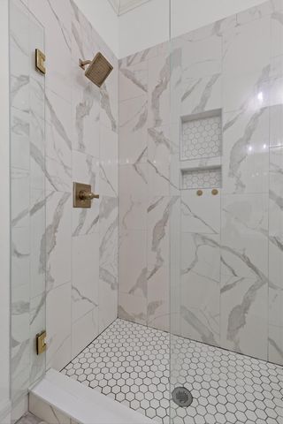 2011 E 12th Street, Chattanooga, TN 37404