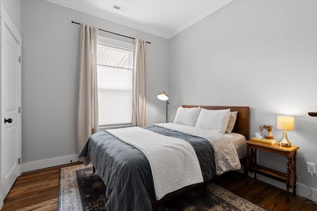 2011 E 12th Street, Chattanooga, TN 37404