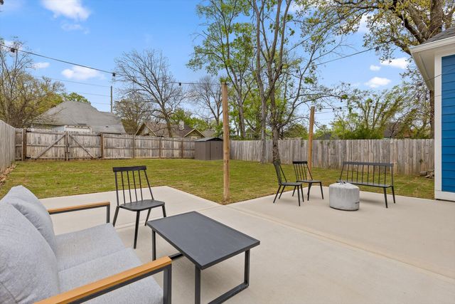 2011 E 12th Street, Chattanooga, TN 37404