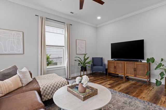 2011 E 12th Street, Chattanooga, TN 37404