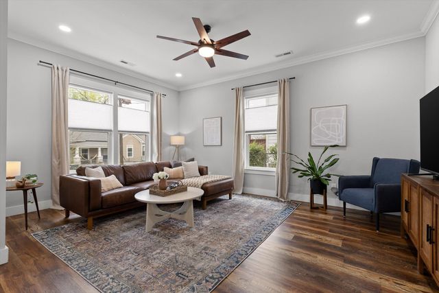 2011 E 12th Street, Chattanooga, TN 37404