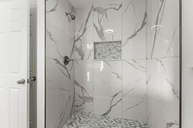 328 Deer Cir, Estill Springs, TN 37330