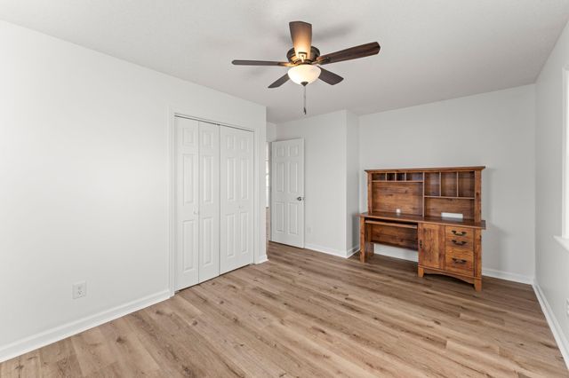 328 Deer Cir, Estill Springs, TN 37330