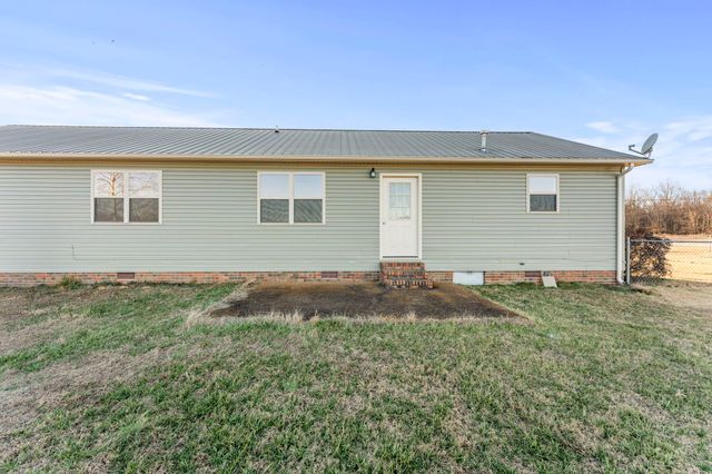 328 Deer Cir, Estill Springs, TN 37330